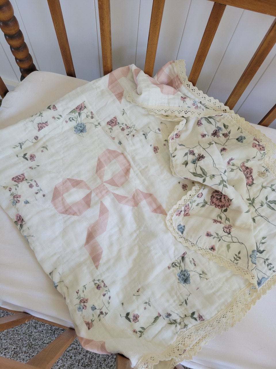 Bows and Florals Patchwork QUILTED 6 Layer Gauze Blanket