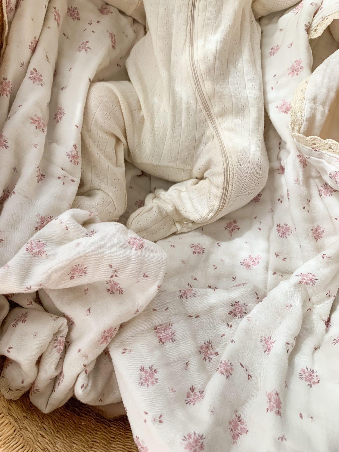 Evie Floral 6 Layer Gauze Blanket