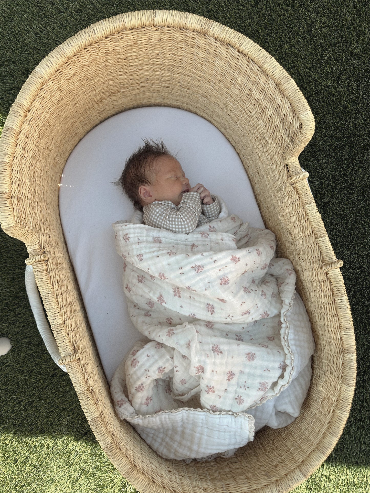 Evie Floral 6 Layer Gauze Blanket