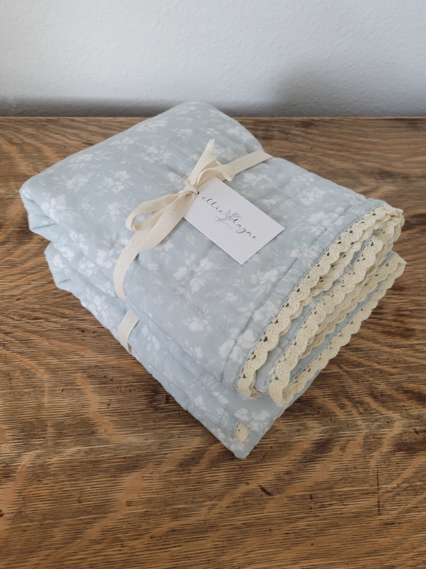 Daphne Icy Blue Floral 6 Layer Gauze Blanket