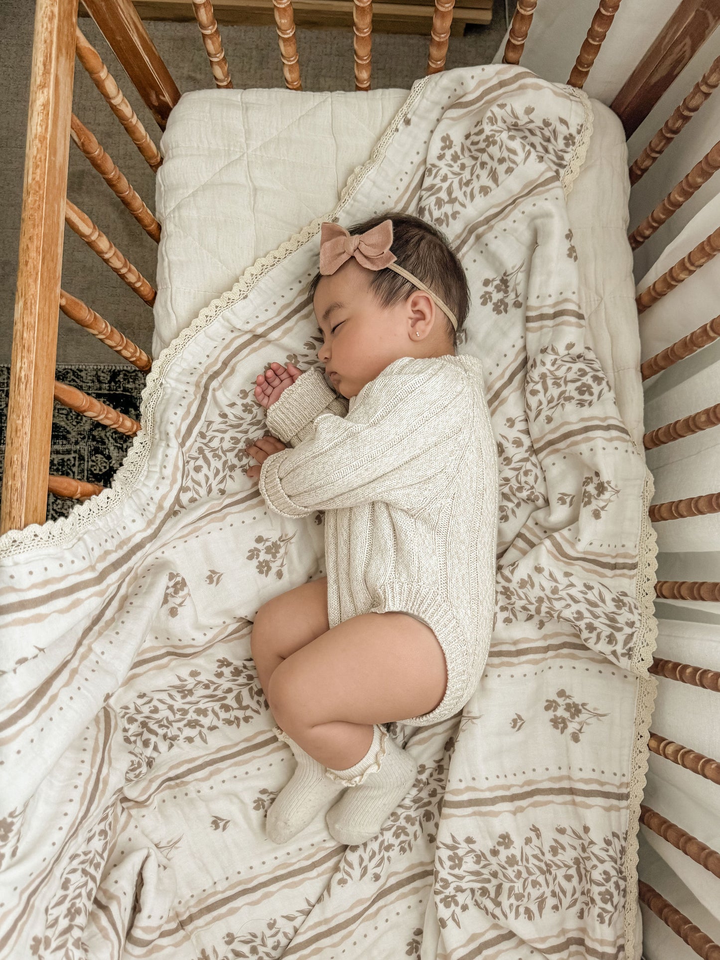 Lettie Floral QUILTED 6 Layer Gauze Blanket