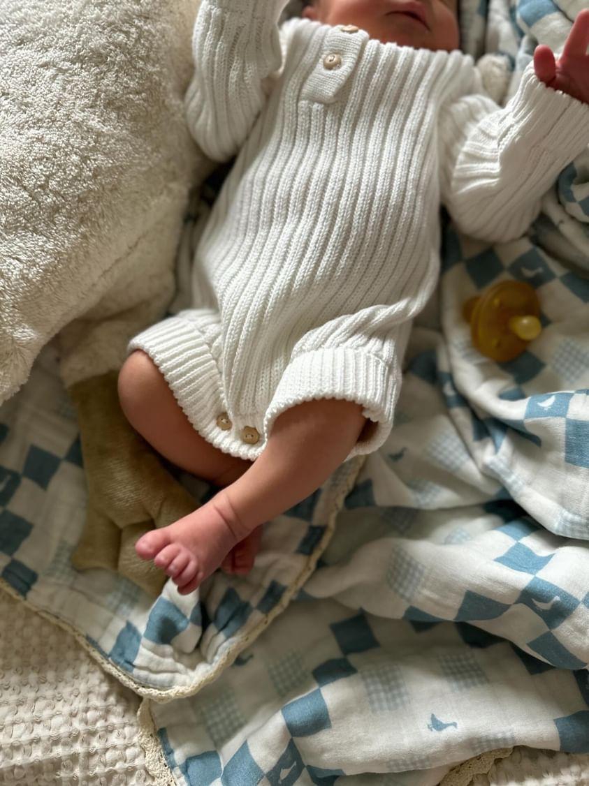 Grandma's Goose QUILTED 6 Layer Gauze Blanket
