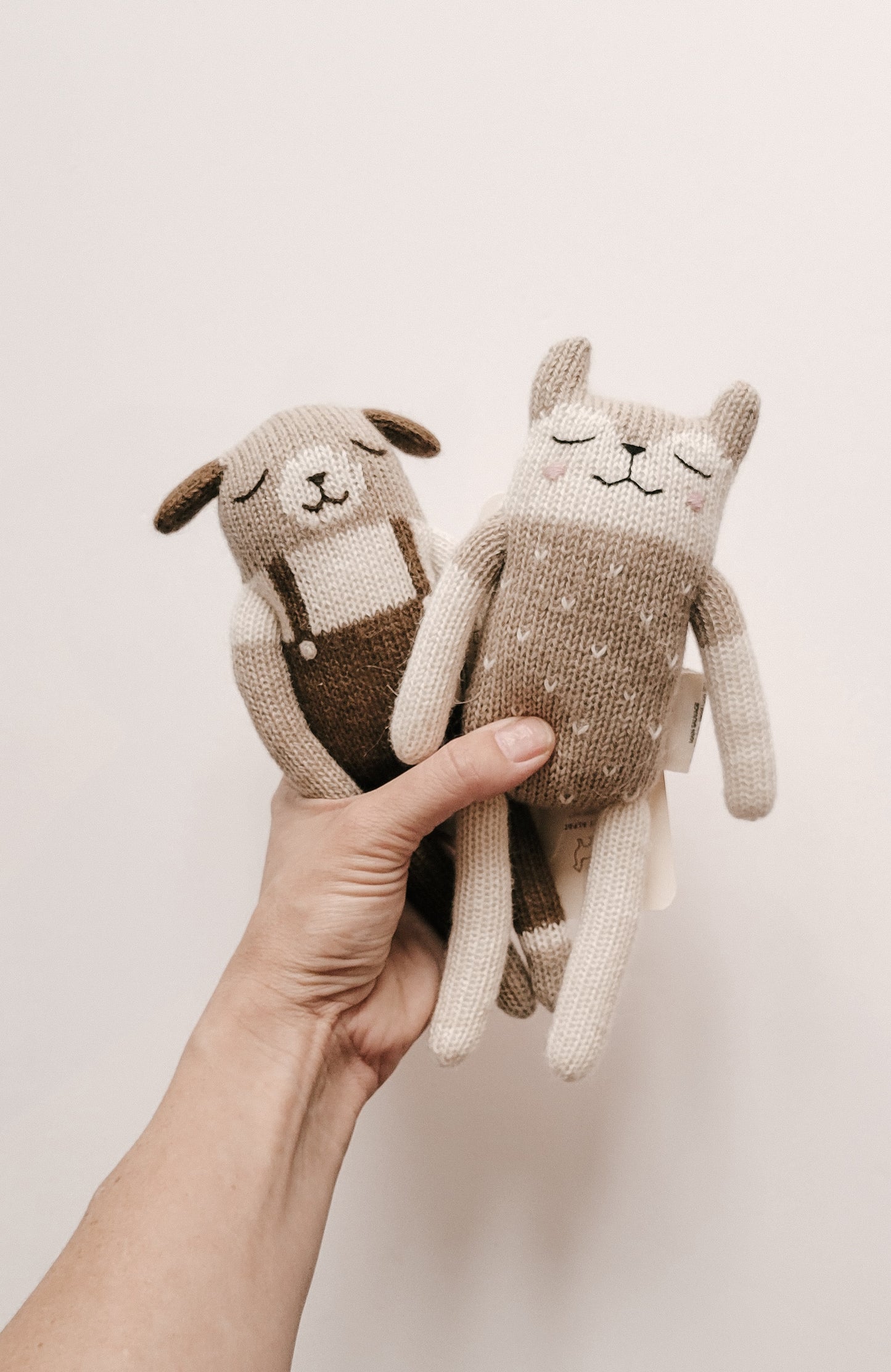 Fawn Knit Toy- Sand