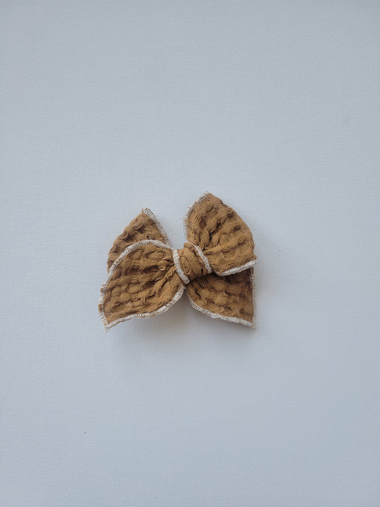 Small Emery Bow- Clay Waffle