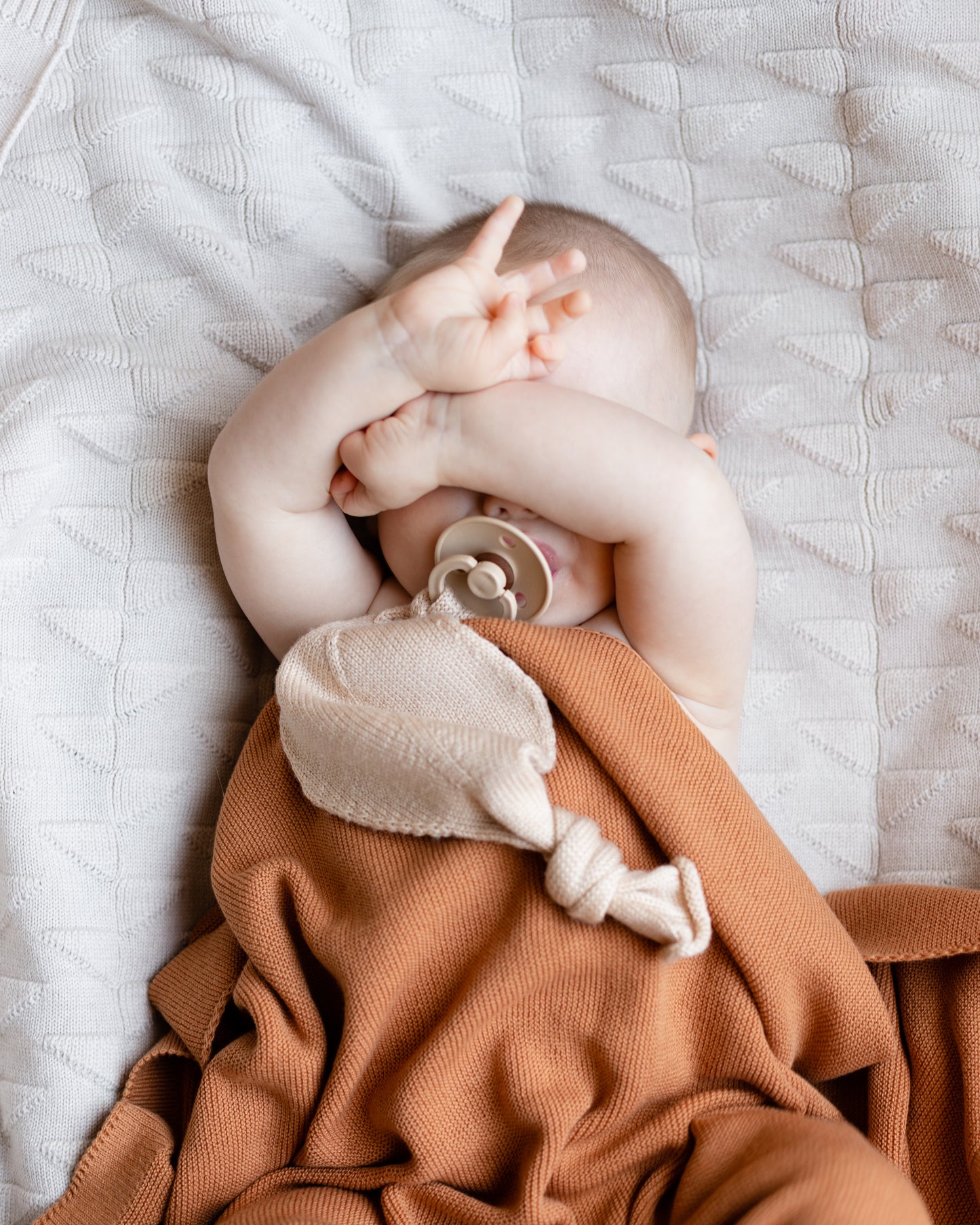 Titi Comforter- Sand