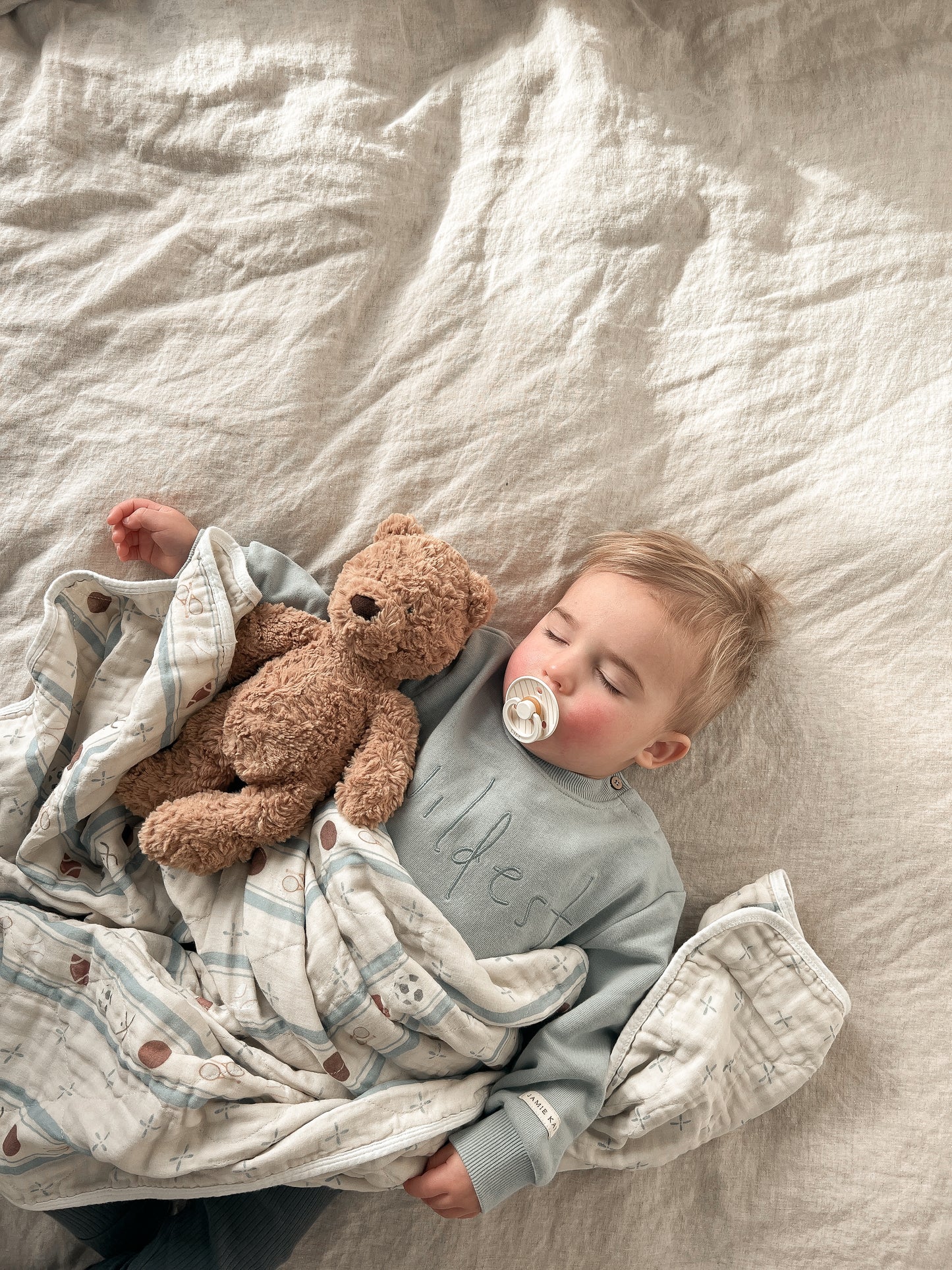 Vintage Sports QUILTED 6 Layer Gauze Blanket