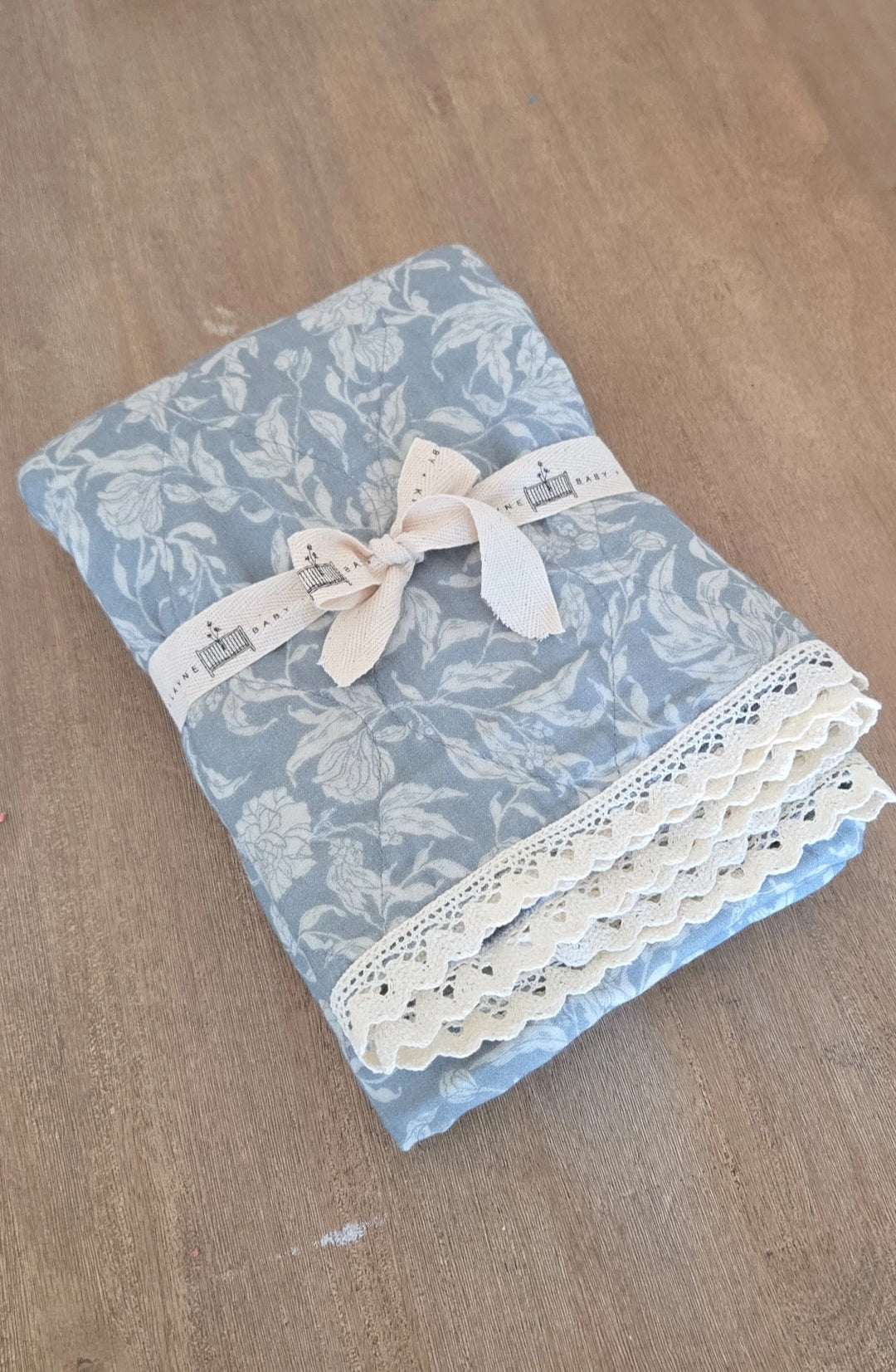 Della Blue Floral QUILTED 6 Layer Gauze Blanket