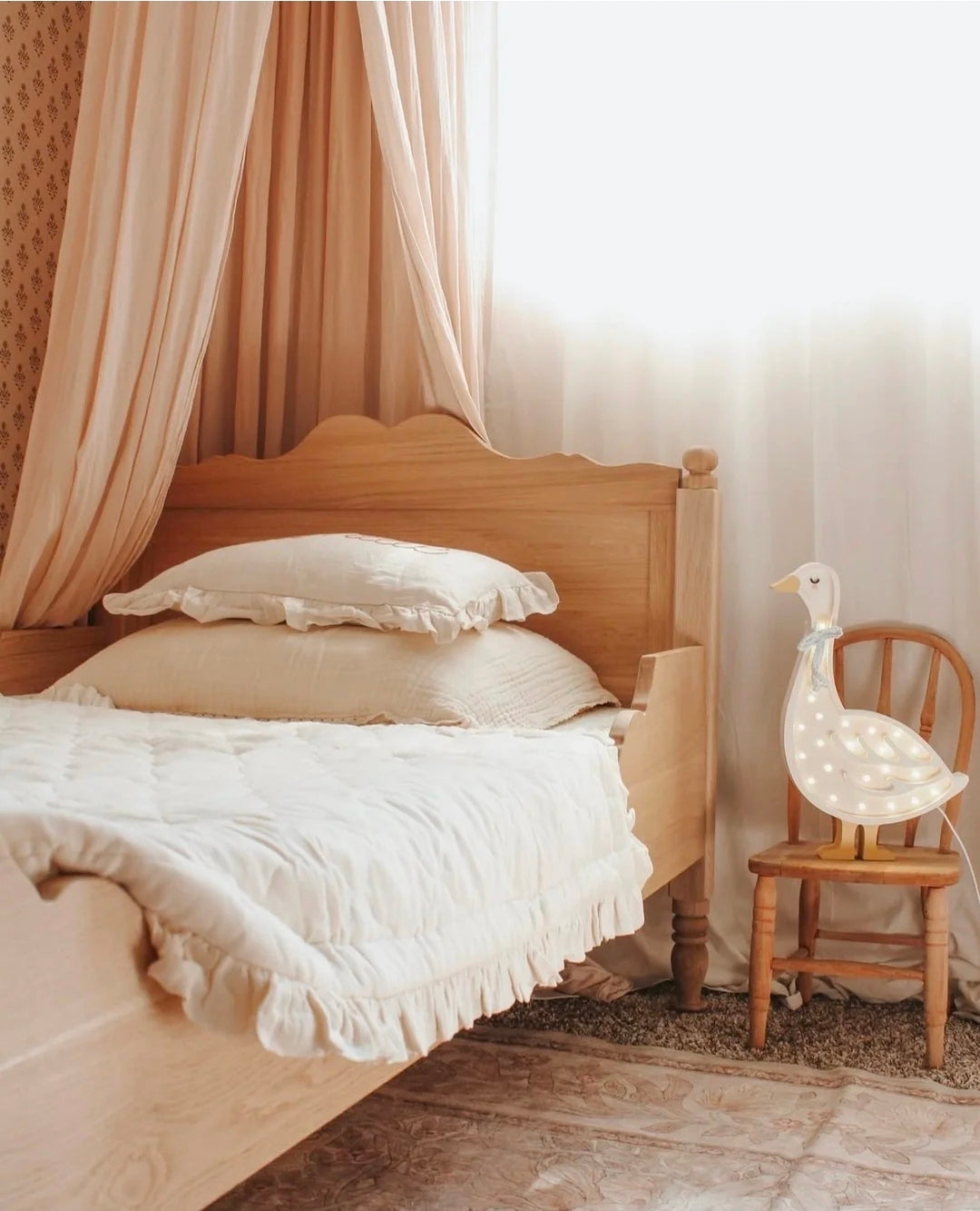 PREORDER-Blue Daisy Quilted Blanket in Cream Muslin with Ruffles