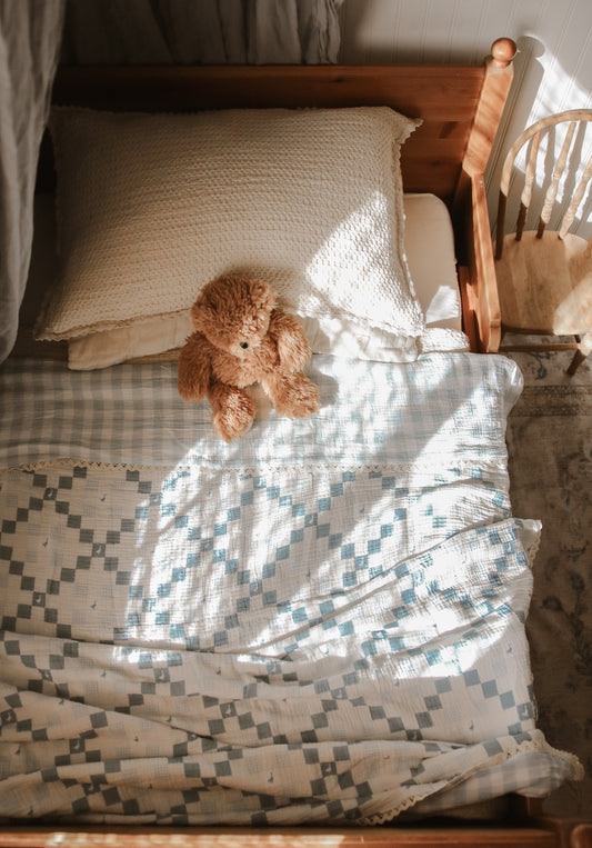 Big Kid Blanket 6 Layer Gauze QUILTED- Grandma's Goose Quilt