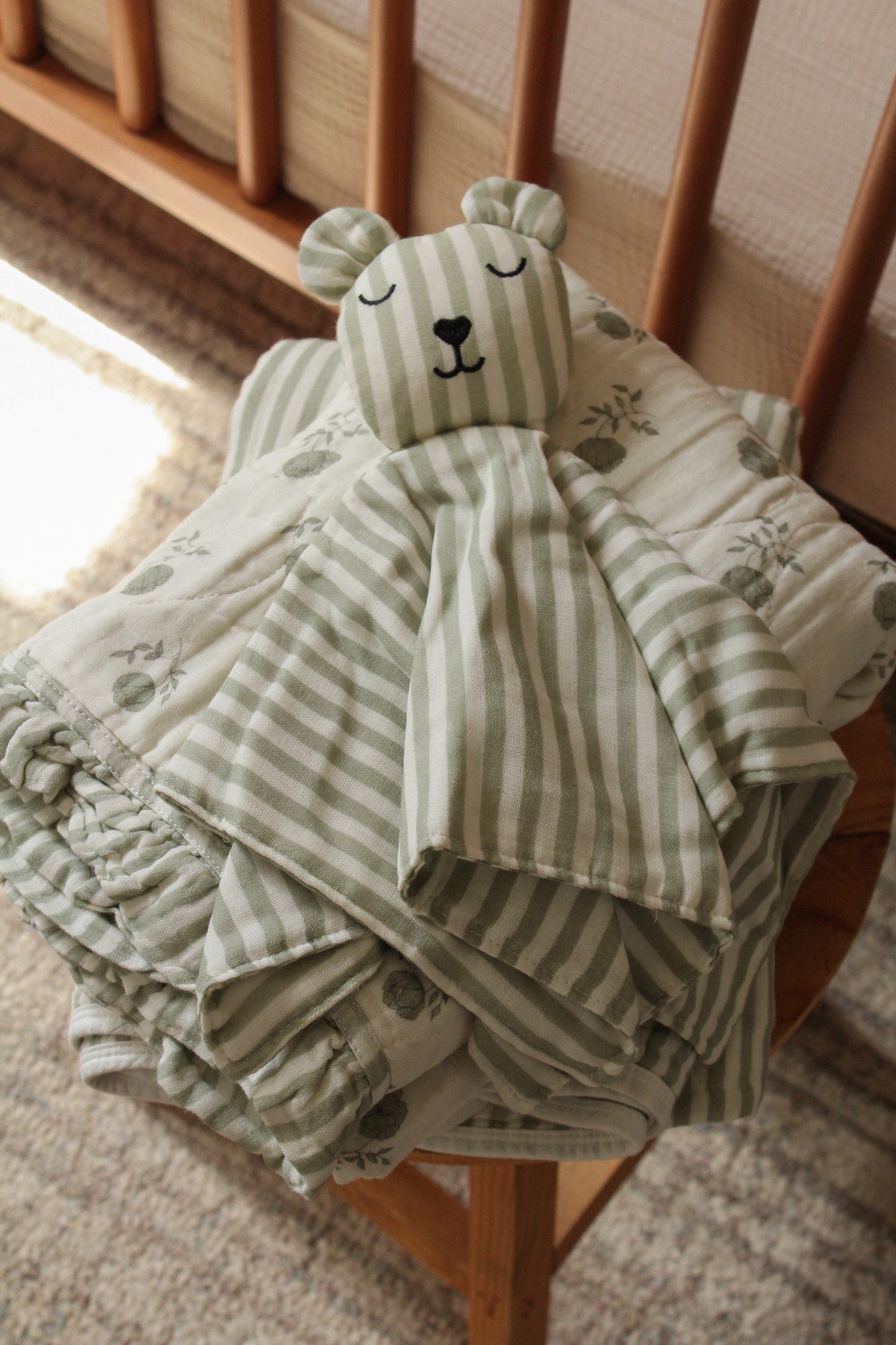 Ellis Green Stripe QUILTED 6 Layer Gauze Blanket