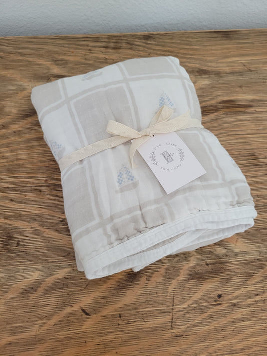 Quilted Sailboats QUILTED 6 Layer Gauze Blanket