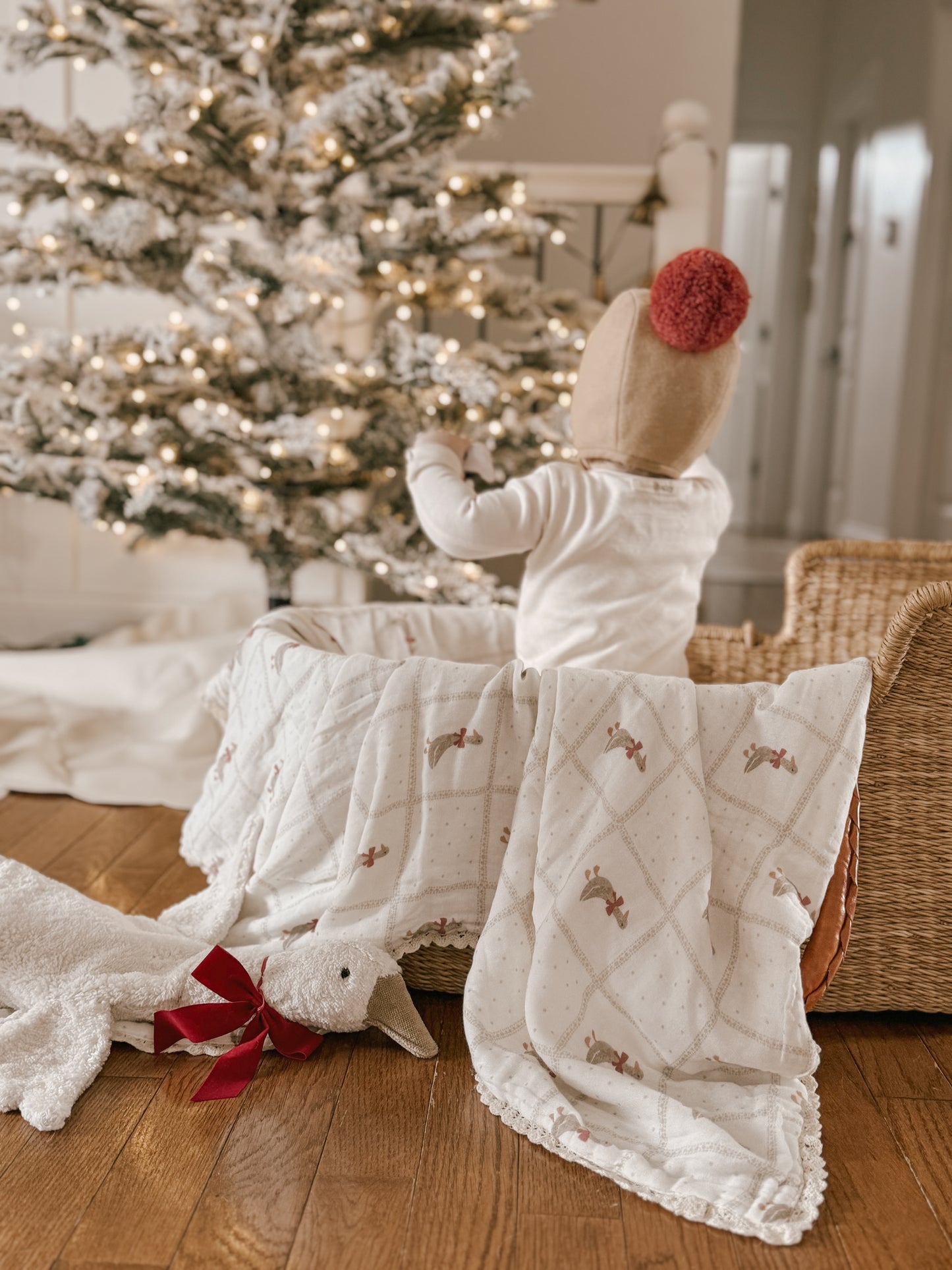 Holiday Goose 6 Layer Gauze Blanket