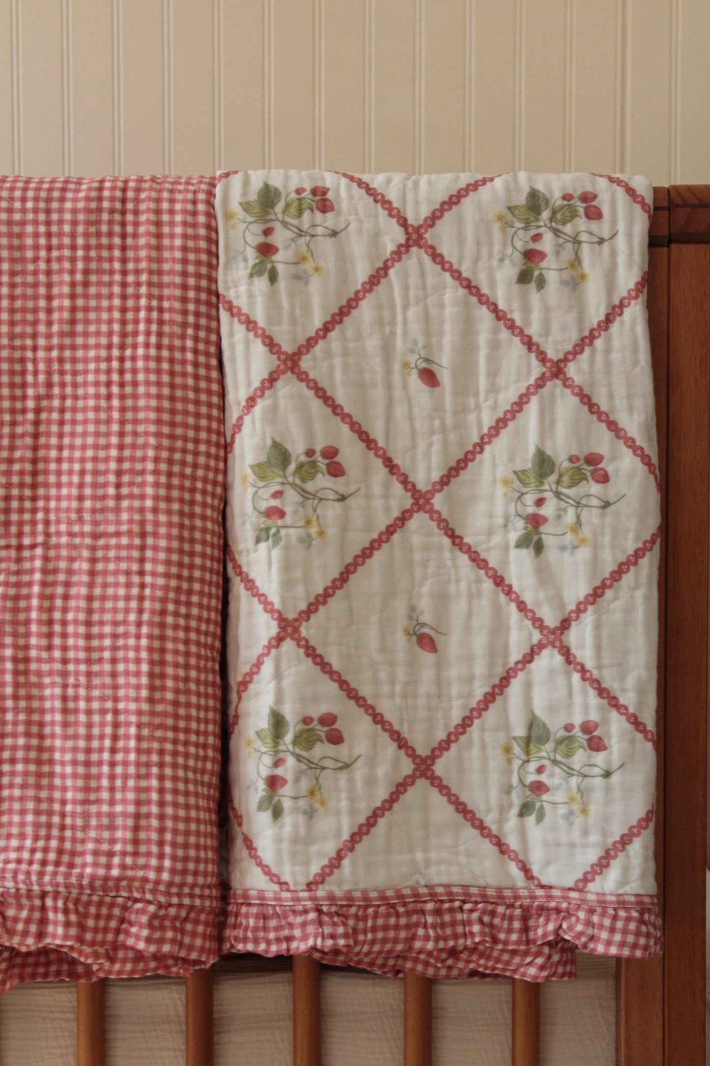 Ruby Strawberry Ruffle Quilt 6 Layer Gauze Blanket