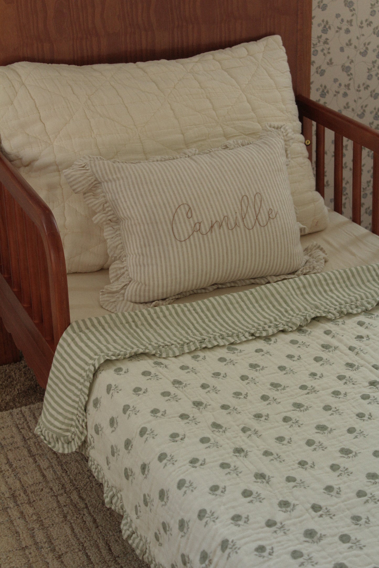 Elle Green Floral Ruffle Quilt 6 Layer Gauze Blanket