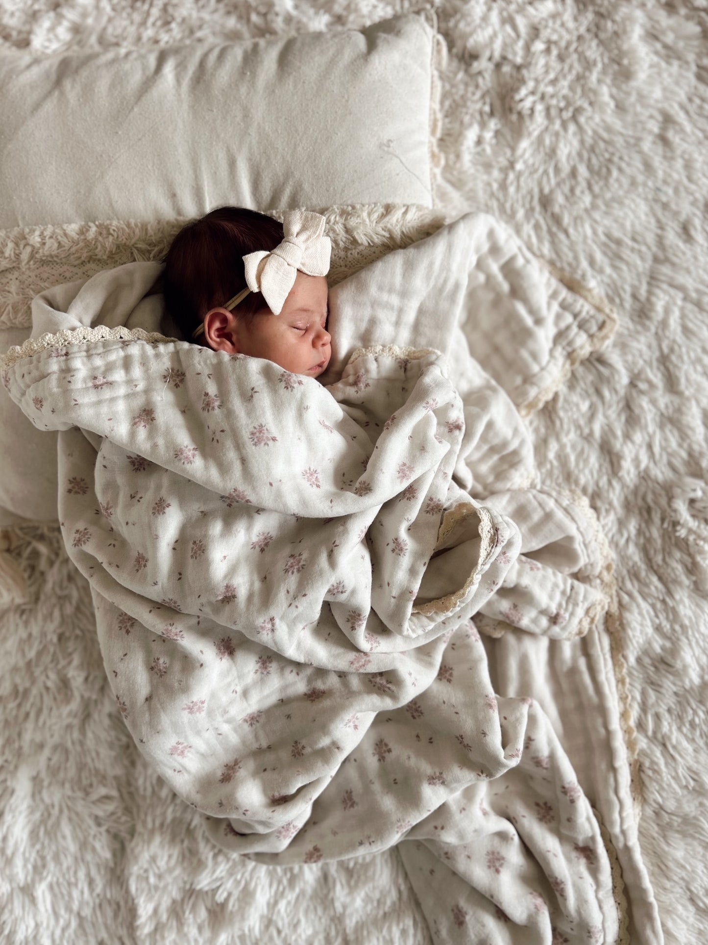 Evie Floral QUILTED 6 Layer Gauze Blanket
